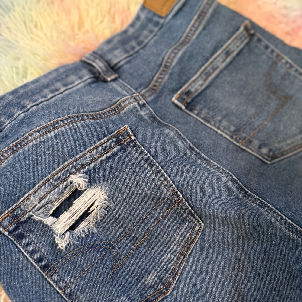 American Eagle Outfitters Denim with Pastel Accents